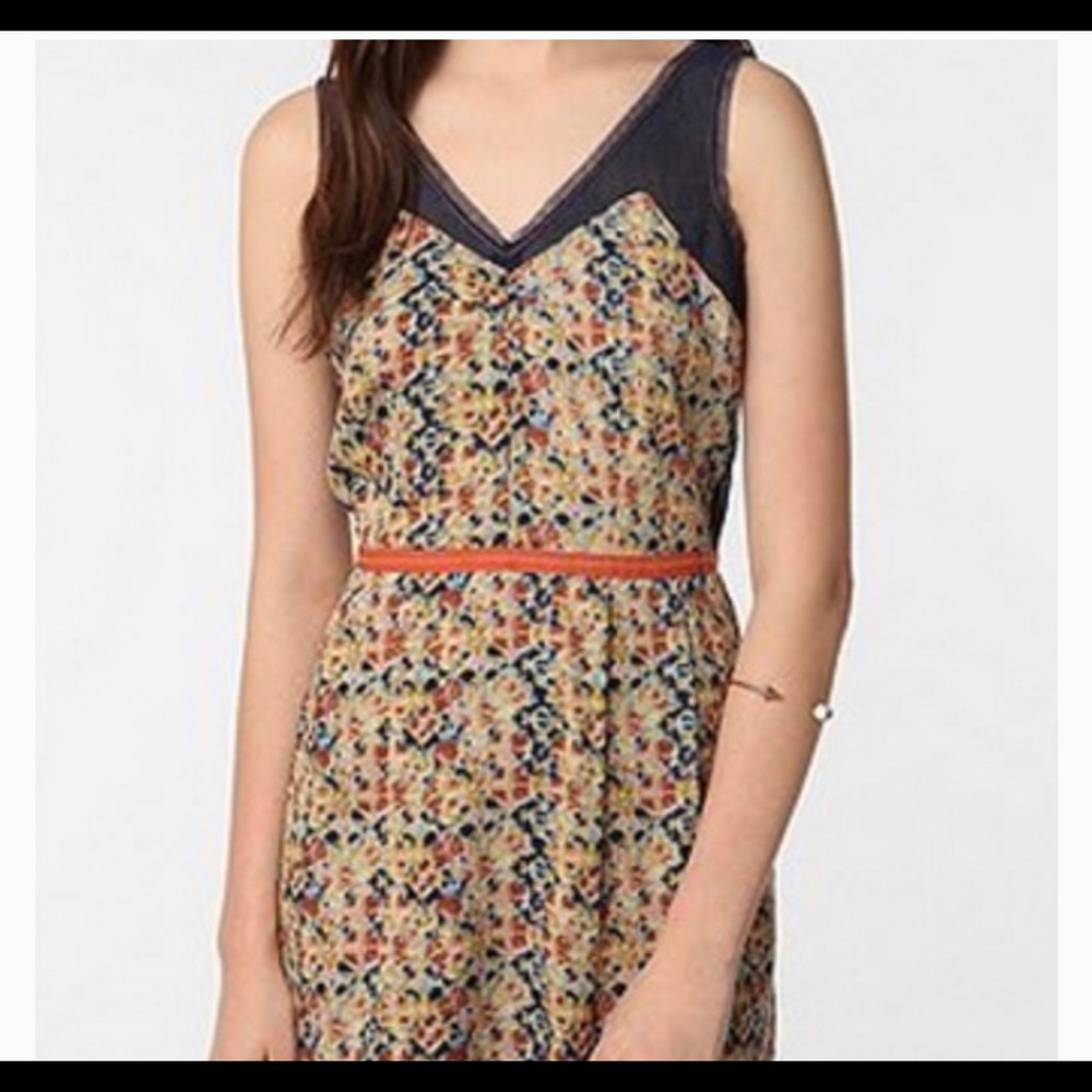 Urban Outfitters - Staring at Stars - Floral Dress